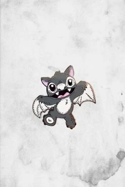 Spooksieboo Enamel Pins Bat Stitch (Enamel Pin)