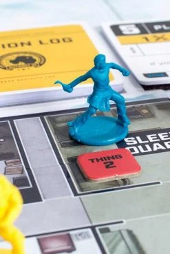 USAopoly The Thing - Infection Outpost Game