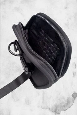 Kreepsville Elvira 80's Coffin Clip Pouch