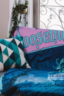 Creepy Company Goosebumps - Horrorland Throw Blanket Crypt Goods
