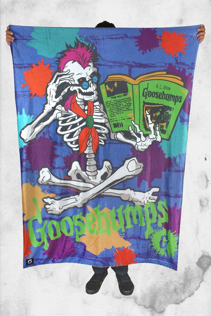 Creepy Company Goosebumps - Curly Throw Blanket