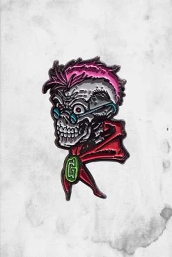 Kreepsville Goosebumps - Curly Skull (Enamel Pin)