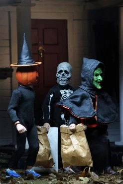 NECA Props & Collectibles Halloween III - Silver Shamrock Trick-or-Treaters Figures