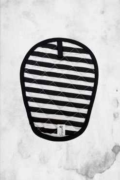 Sourpuss Lust For Skulls Pot Holder