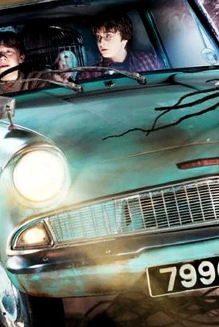 Celebrity Machine Harry Potter - Flying Ford Plate