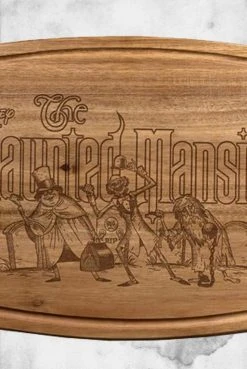 EE The Haunted Mansion - Hitchhiking Ghosts - Cutting Board Crypt Goods