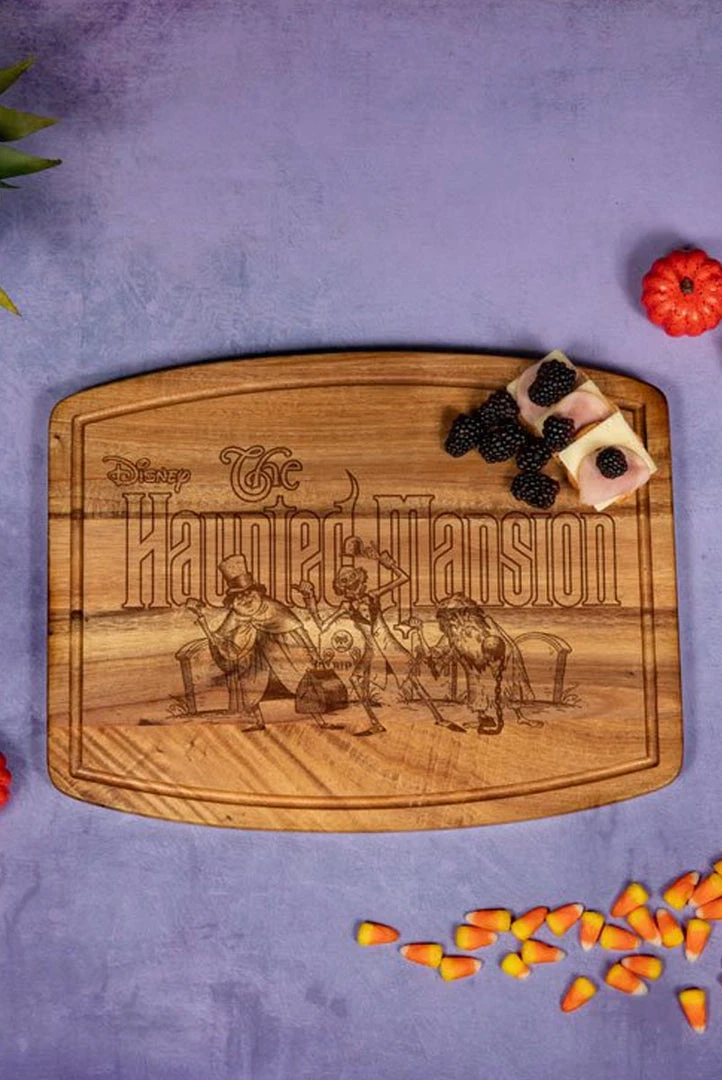 EE The Haunted Mansion - Hitchhiking Ghosts - Cutting Board Crypt Goods