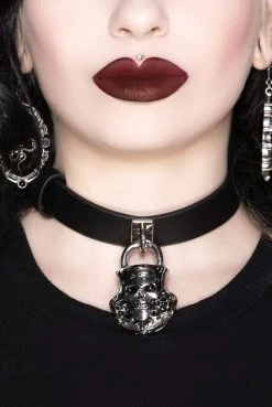 Killstar Lock Me Up Chocker