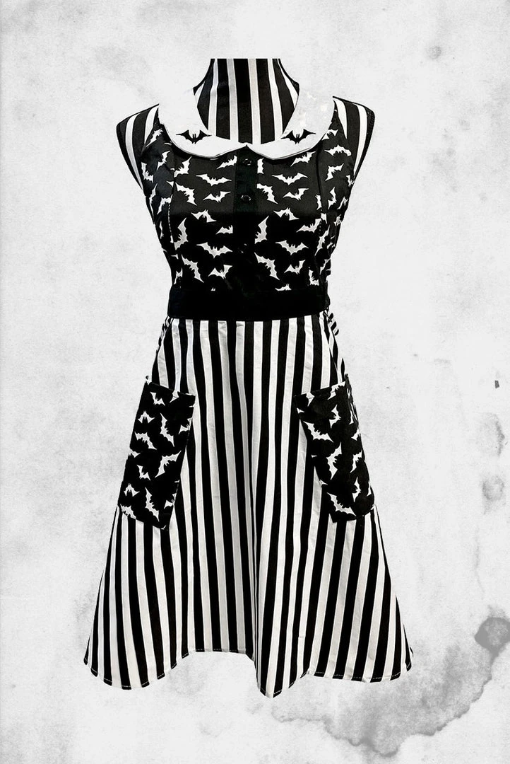 Sourpuss Luna Bat Apron