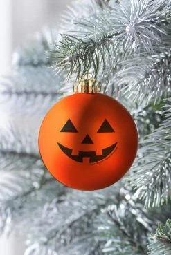 Post Mortem Horror Bootique Pumpkin Mortement Ornaments