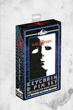 Factory Entertainment Halloween II - Michael Myers Keychain & Pin Set Everything Else