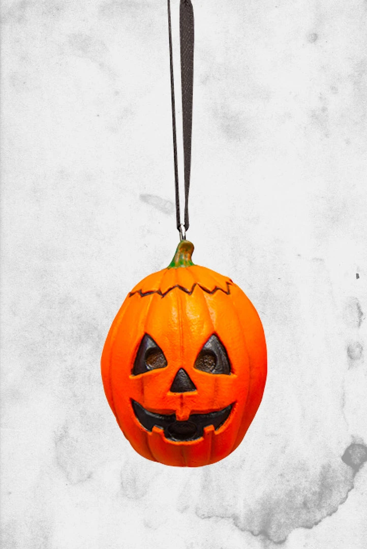 Trick Or Treat Studios Halloween - Season Of The Witch Silver Shamrock Ornament (3 Pack)