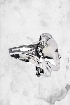 Trick Or Treat Studios Jewelry Monster Metal - Michael Myers Ring