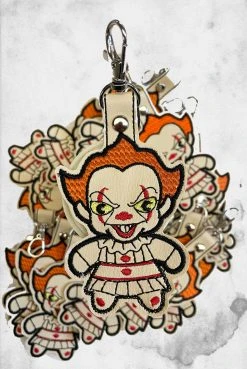 Moskat Pennywise Keychain Everything Else