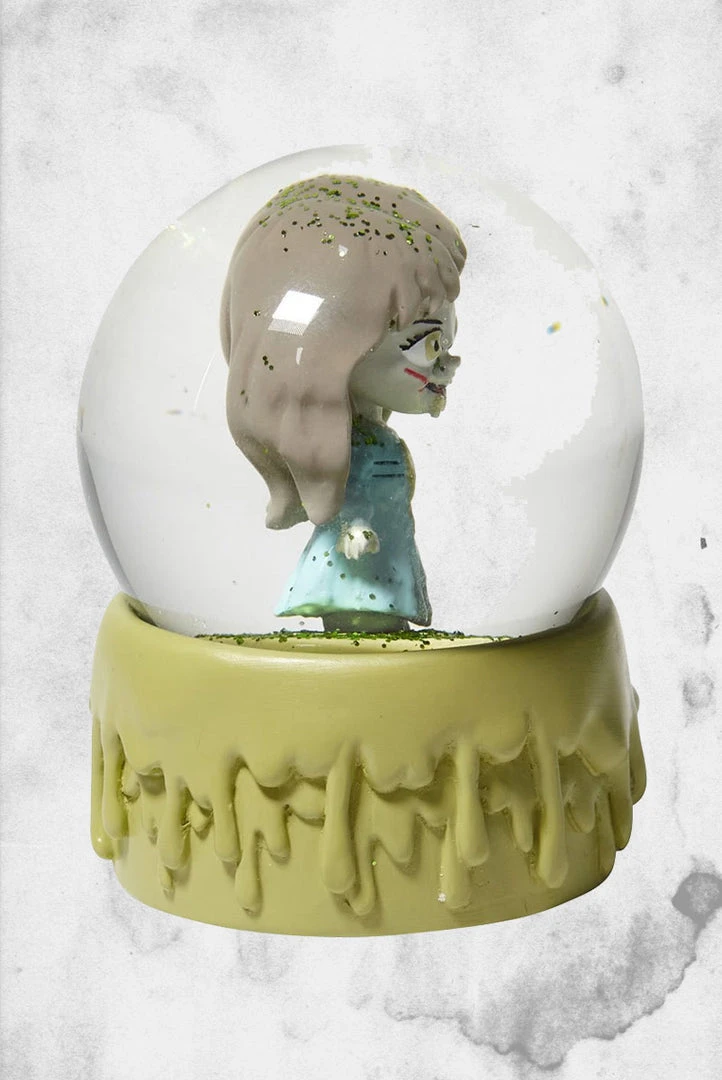 EE The Exorcist - Regan Snow Globe