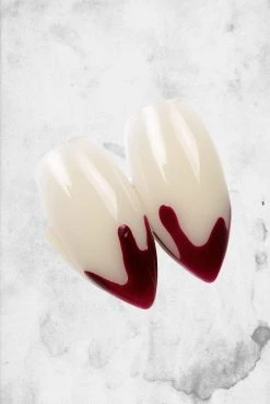 Scarecrow Masks & Costumes Blood Tipped Classic Deluxe Fangs