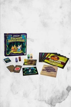 USAopoly Scooby-Doo - Escape From The Haunted Mansion (Escape Room Game)