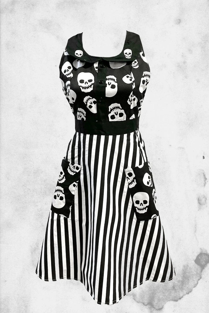Sourpuss Lust For Skulls Apron