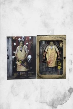 NECA Texas Chainsaw Massacre - Leatherface Ultimate Figure Props & Collectibles