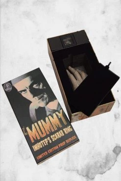 Factory Entertainment Universal Monsters - The Mummy Ring Prop Replica Cosplay