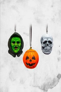 Trick Or Treat Studios Halloween - Season Of The Witch Silver Shamrock Ornament (3 Pack)