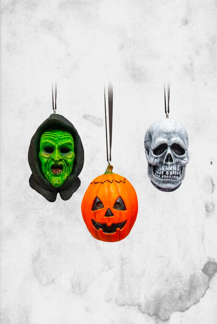 Trick Or Treat Studios Halloween - Season Of The Witch Silver Shamrock Ornament (3 Pack)